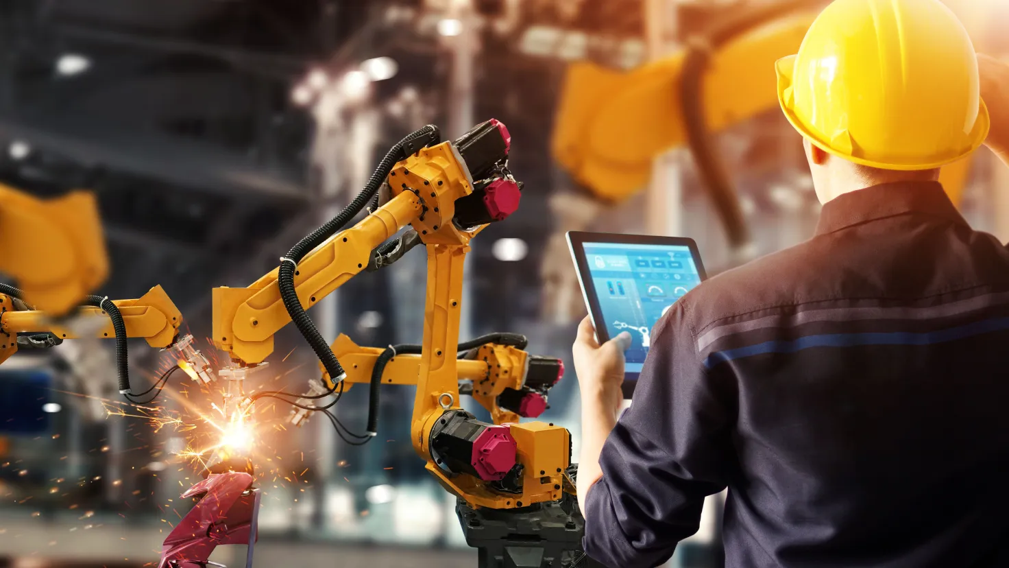 2023年製造業薪水和2024年景氣